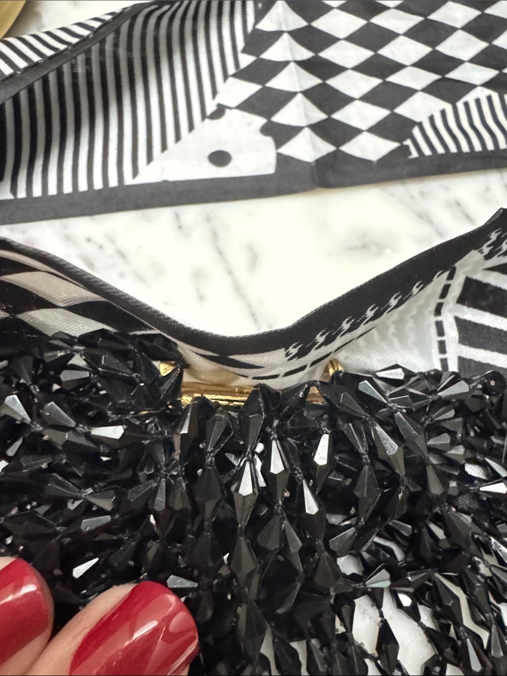 Women’s Scarf and Brooch Accessories - Picture 5 of 5